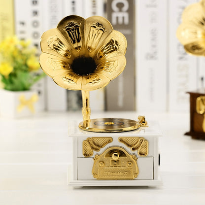 Retro Phonograph Style Jewelry Sky City Music Box Home Decoration, Random Color Delivery, Retro Phonograph