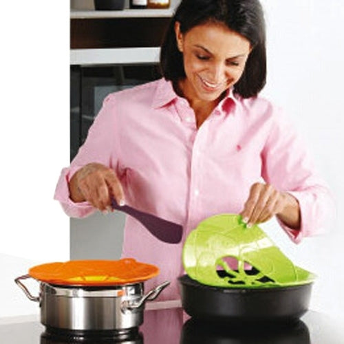 New Spill-Proof, Anti-Flutter and Heat-Resistant Silicone Pot Cover (Ramdom Color Delivery)