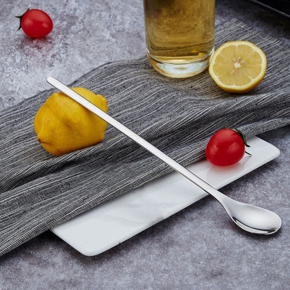 Colher em aço inoxidável com cabo longo para mexer café e gelado.