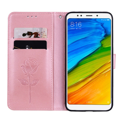 Funda de piel sintética con tapa horizontal, diseño ecológico, con relieve rosa, ranuras para tarjetas y billetera para Xiaomi Redmi 5 Plus